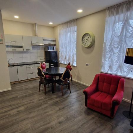 Central Hotel With Free Parking Riga Esterno foto