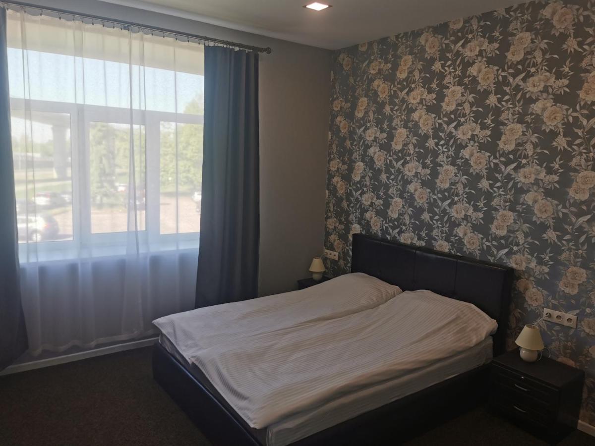 Central Hotel With Free Parking Riga Esterno foto
