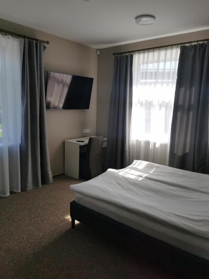 Central Hotel With Free Parking Riga Esterno foto
